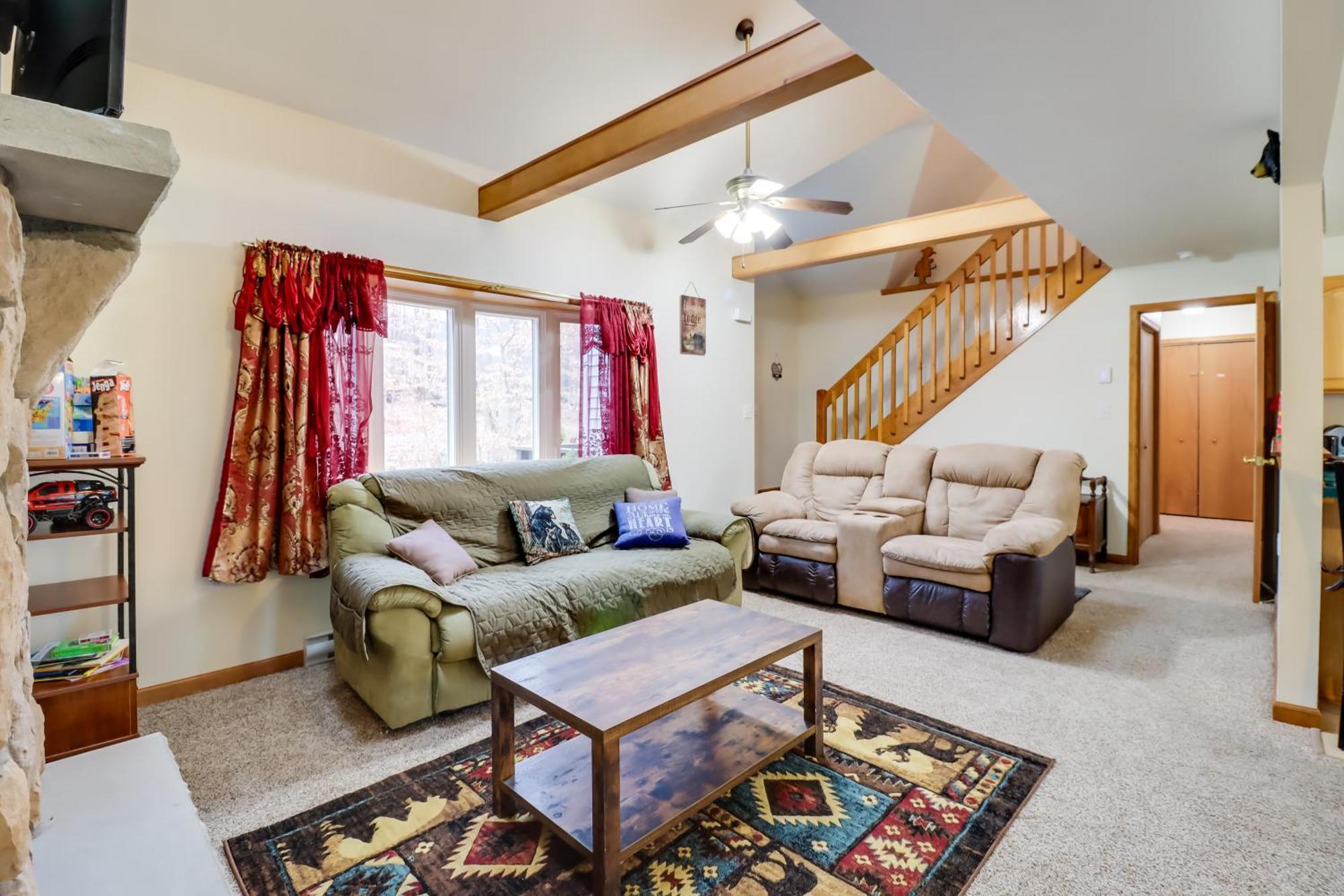 Pet-Friendly Pocono Lake Oasis With Hot Tub! المظهر الخارجي الصورة